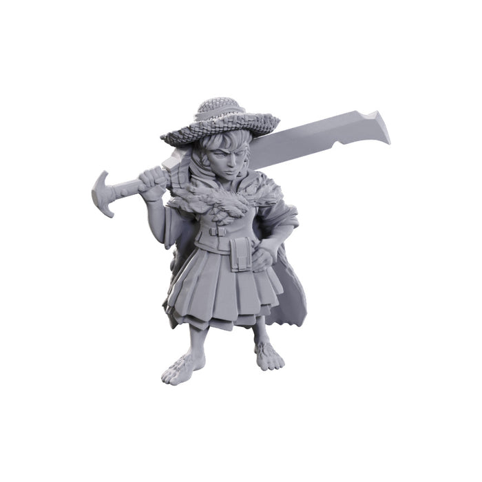 Pathfinder Battles Deep Cut Miniatures Female Halfling Magus - Wave 23